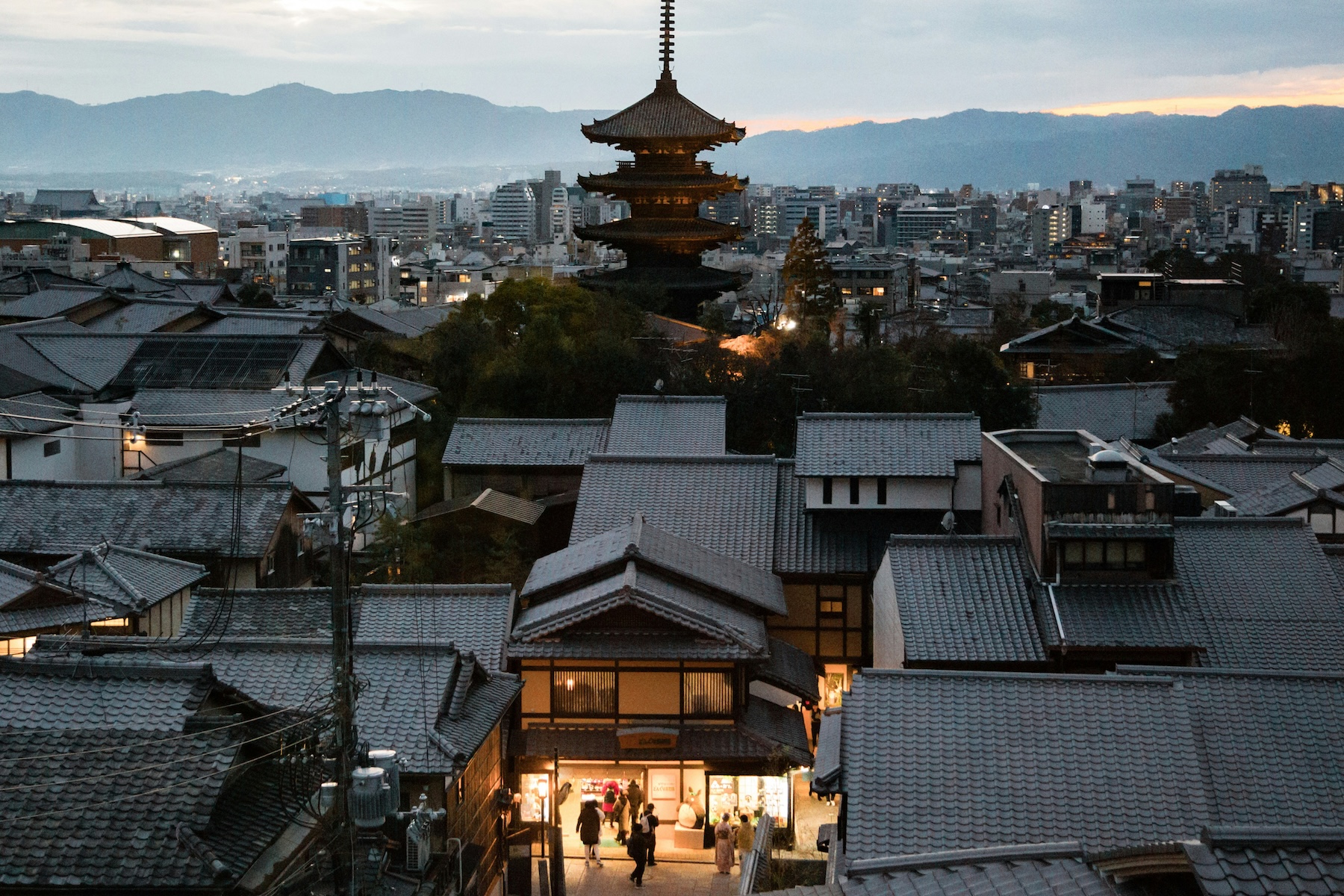 京都から淡路島へ行く方法